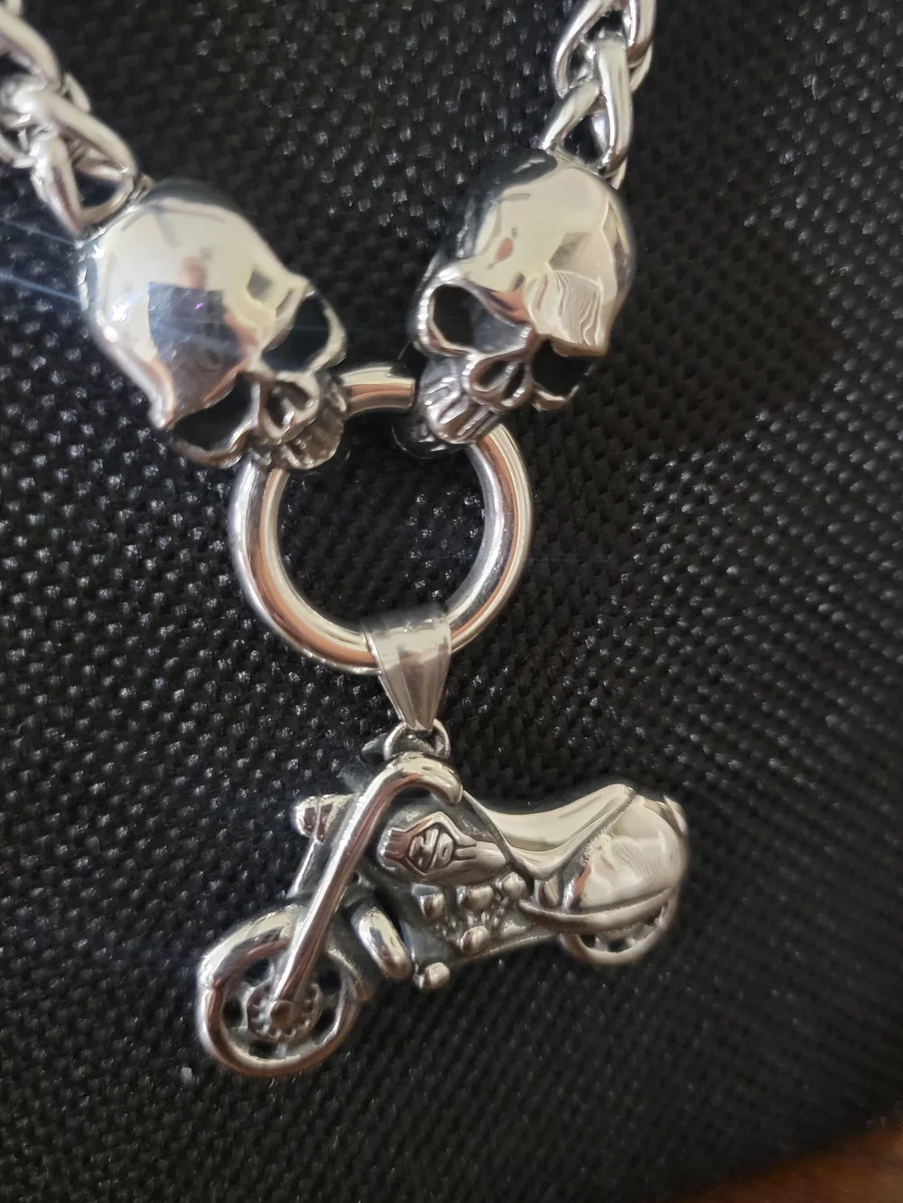 N/A polished silver